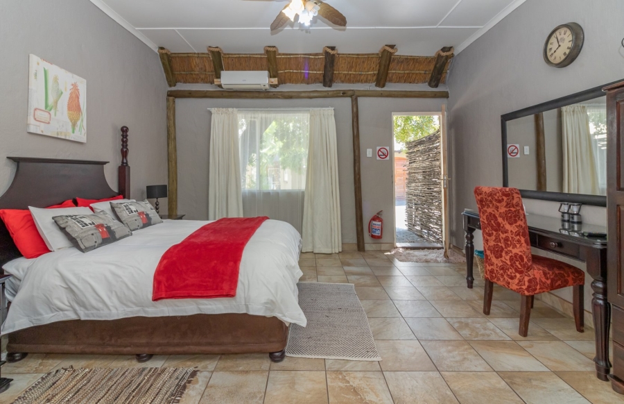 6 Bedroom Property for Sale in Panorama Free State